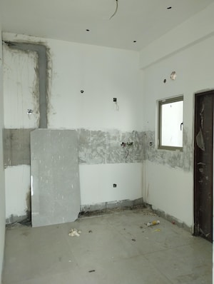 Room in 3 BHK Apartment at Hallmark Treasor, Narsingi – for Sale