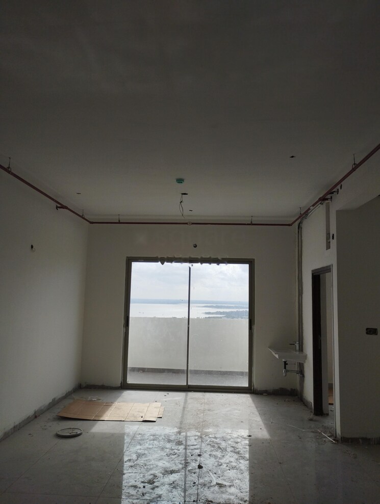 Room, hallmark-treasor 3 Bedroom 1238 Sq.Ft. Apartment In Narsingi Hyderabad 9633056