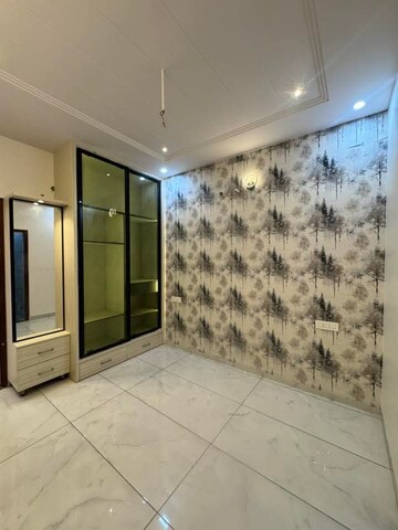 Room in 3 BHK Independent House at Sector 124 – for Sale