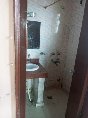 Bathroom in 3 BHK Apartment at Dwarka – for Rent