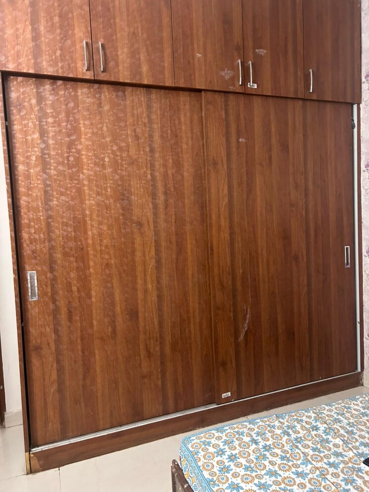 undefined, sector 7 3 Bedroom 350 Sq.Yd. Independent House In Sector 7 Panchkula 9633190