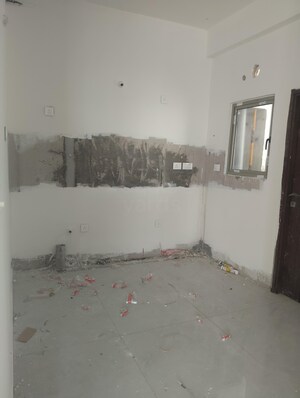 Room in 3 BHK Apartment at Hallmark Treasor, Narsingi – for Sale