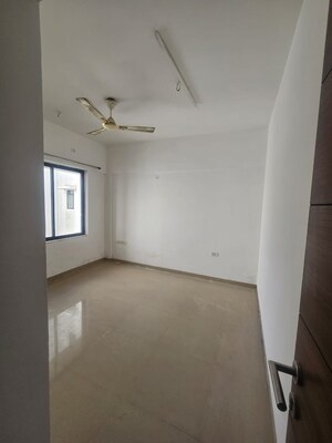 Room in 3 BHK Apartment at Ashok Meadows, Hinjewadi – for Sale
