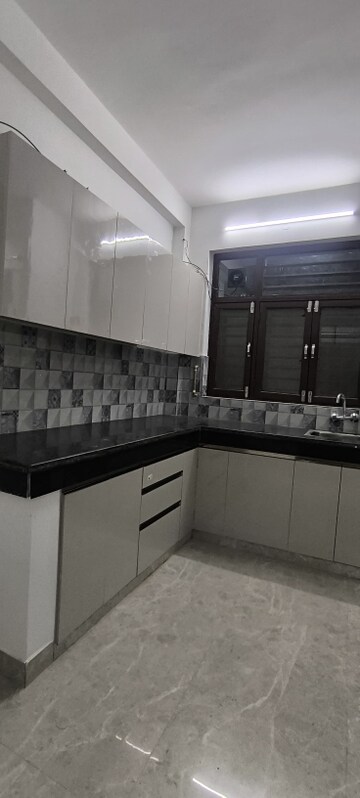 Kitchen in 1 BHK Builder Floor at Huda CGHS, Sector 56 – for Rent