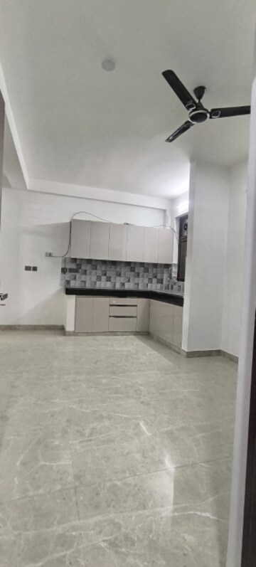 Kitchen in 1 BHK Builder Floor at Huda CGHS, Sector 56 – for Rent