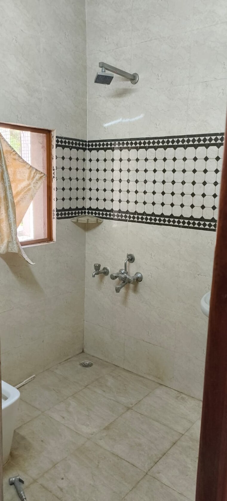 Room, ansal-sushant-lok-i 3 Bedroom 2700 Sq.Ft. Builder Floor In Sector 43 Gurgaon 9633543