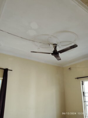 Bathroom in 1 BHK Builder Floor at Shakti Khand Iii – for Sale