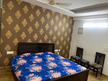 Bedroom in 3 BHK Apartment at Pir Machalla – for Rent