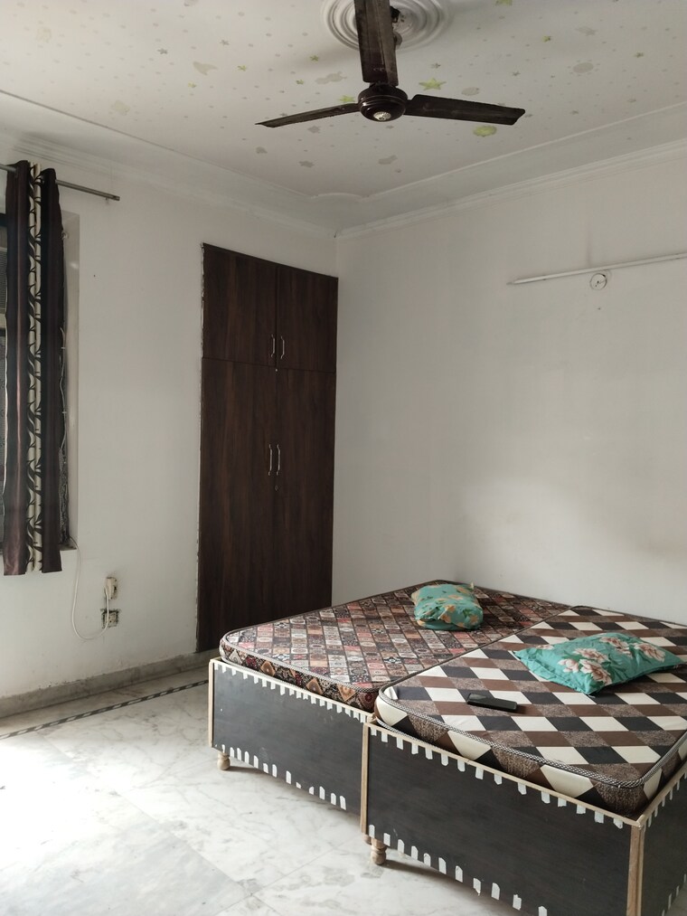 Bedroom, ashoka-enclave-3 3 Bedroom 1800 Sq.Ft. Builder Floor In Sector 35 Faridabad 9633757