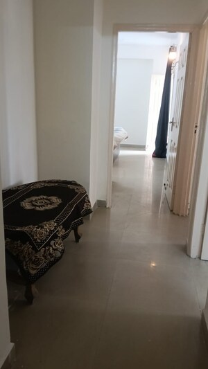 Room in 4 BHK Apartment at Aditya Urban Casa, Sector 78 – for Rent