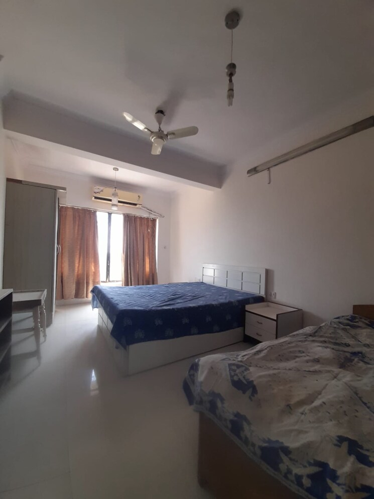 Living Room, lake-view 4 Bedroom 1450 Sq.Ft. Apartment In Aarey Colony Mumbai 9633897