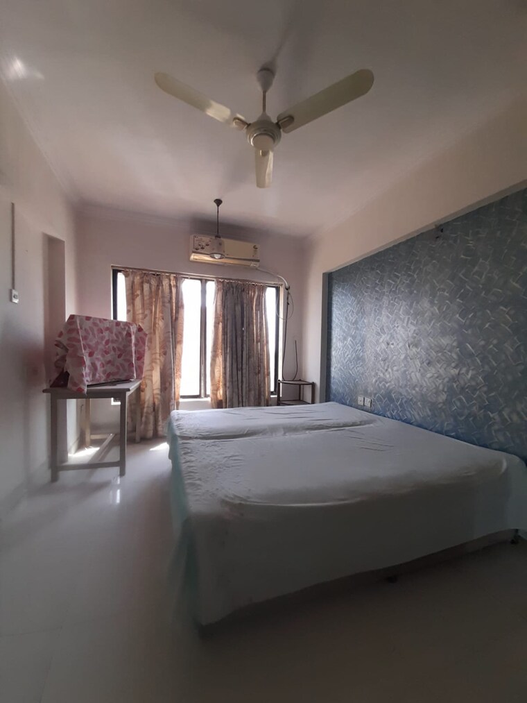 Living Room, lake-view 4 Bedroom 1450 Sq.Ft. Apartment In Aarey Colony Mumbai 9633897