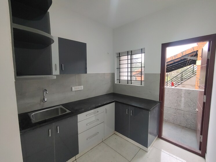 Kitchen, reliable layout 2 Bedroom 950 Sq.Ft. Apartment In Reliable Layout Bangalore 9633931