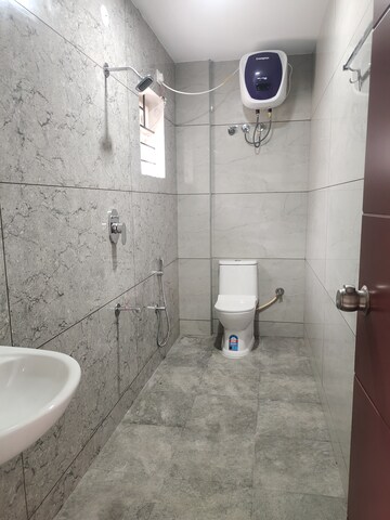Bathroom in 2 BHK Apartment at Reliable Layout – for Rent