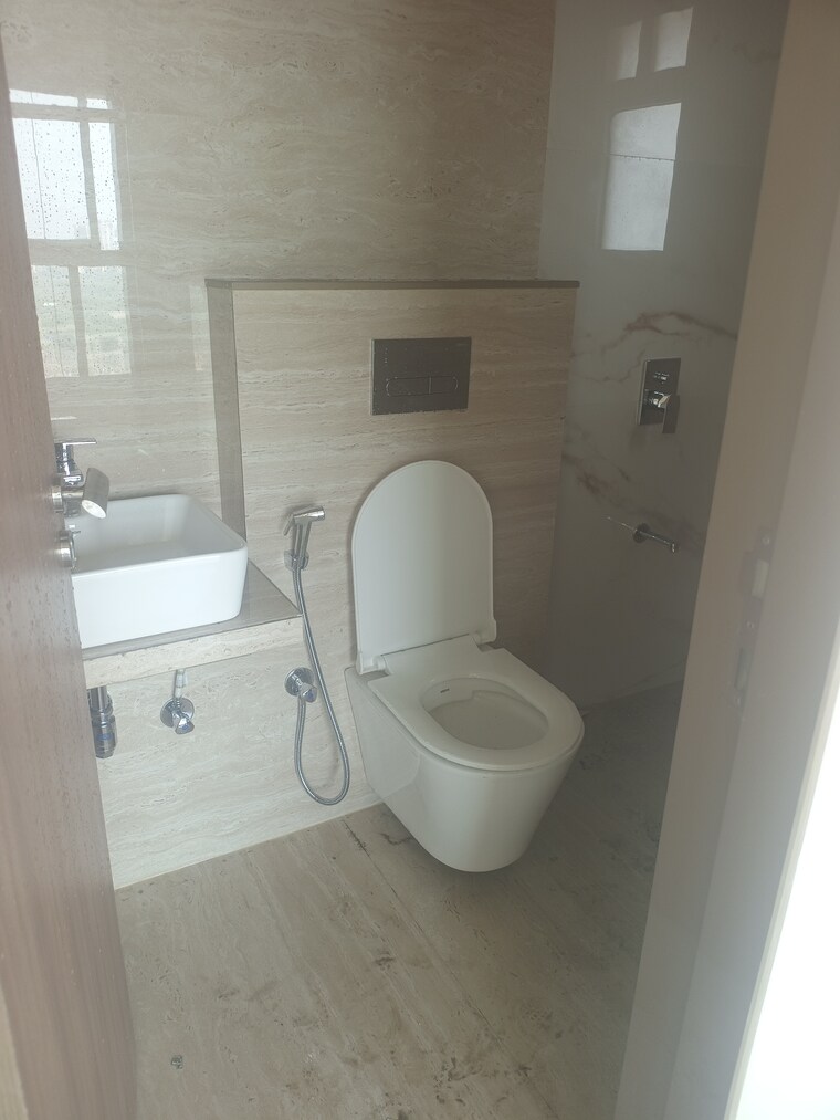 Bathroom, jp-north-barcelona 2 Bedroom 783 Sq.Ft. Apartment In Mira Road Thane 9634000