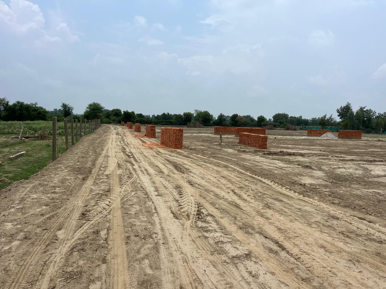 Plot For Sale in Kashi City 