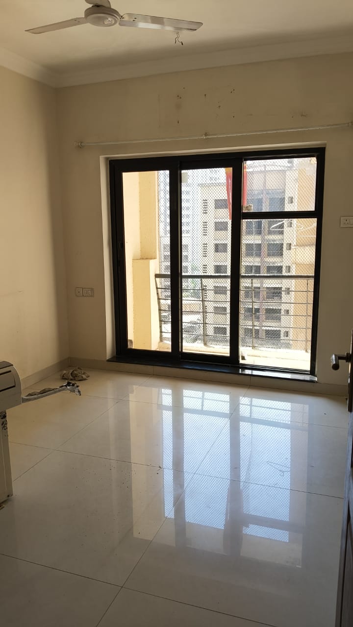 2 BHK Apartment For Rent in K Raheja Heights