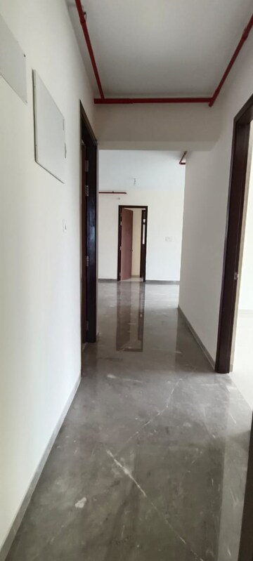Room in 3 BHK Apartment at Raj Tattva, Kapur Bawdi – for Rent