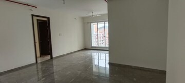 Room in 4 BHK Apartment at Raj Tattva, Kapur Bawdi – for Rent
