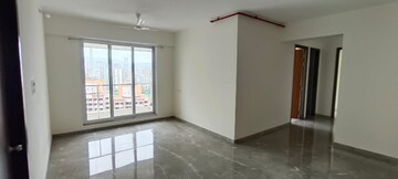 Room in 4 BHK Apartment at Raj Tattva, Kapur Bawdi – for Rent