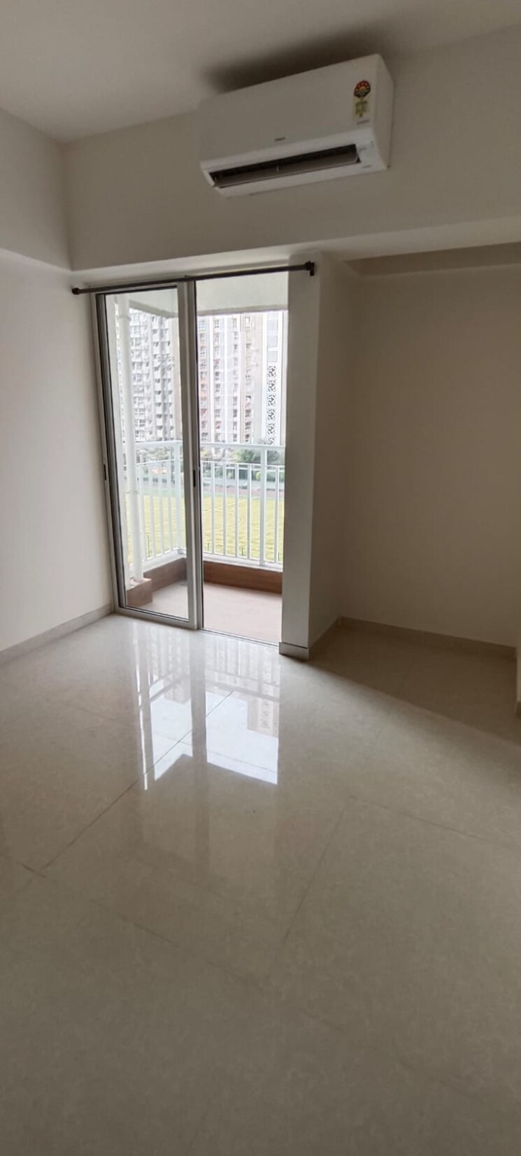 Room, lodha-amara 2 Bedroom 672 Sq.Ft. Apartment In Kolshet Road Thane 9634091