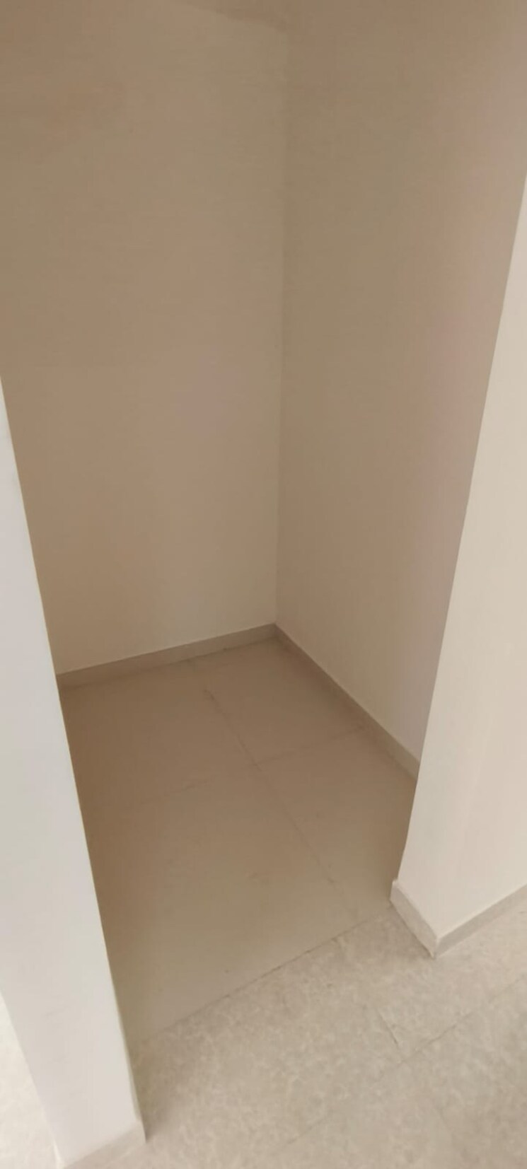 Room, lodha-amara 2 Bedroom 672 Sq.Ft. Apartment In Kolshet Road Thane 9634091