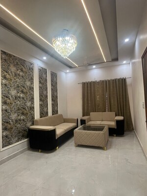  Pg For Rent in Vip Road