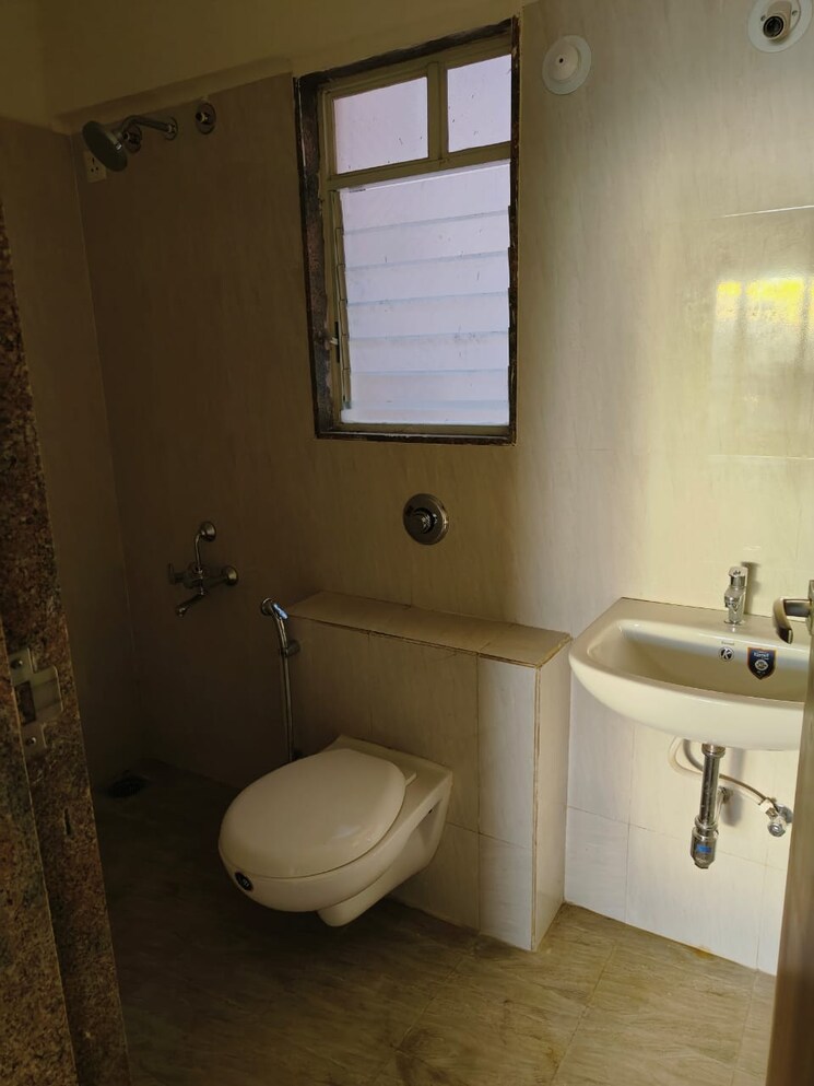 Bathroom, puranik-aldea-anexo 3 Bedroom 1500 Sq.Ft. Apartment In Baner Pune 9634143