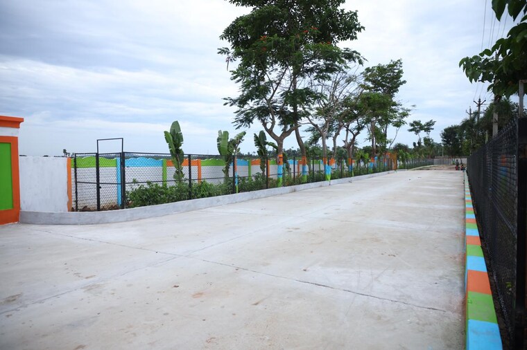  Parking, bhogapuram  290 Sq.Yd. Plot In Bhogapuram Vizag 9634428