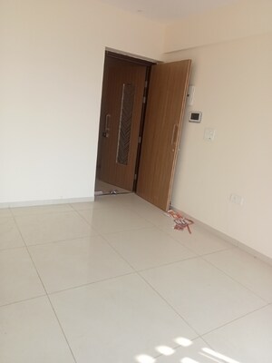 Room in 1 BHK Apartment at Godrej Nest Kandivali, Kandivali East – for Sale