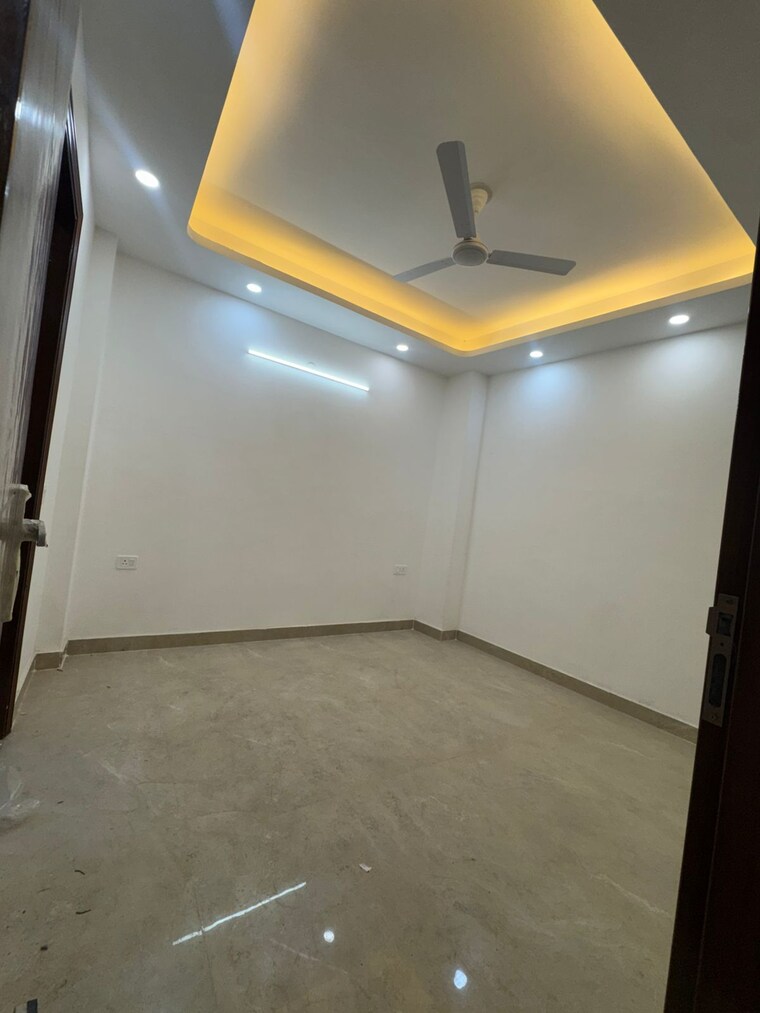 Room, saket 3 Bedroom 1300 Sq.Ft. Builder Floor In Saket Delhi 9634263
