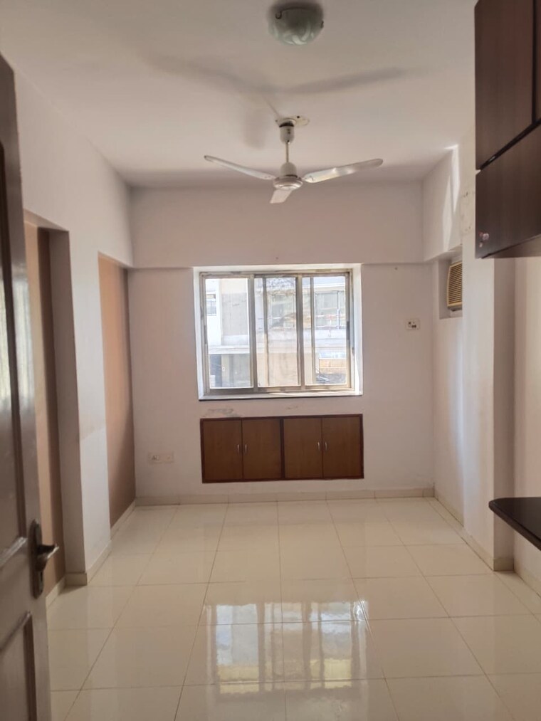 Room, bredco-viceroy-court 2 Bedroom 1160 Sq.Ft. Apartment In Kandivali East Mumbai 9634264