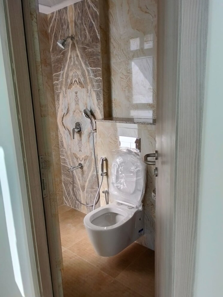 Bathroom, wadhwa-tw-gardens 2 Bedroom 624 Sq.Ft. Apartment In Kandivali East Mumbai 9634328