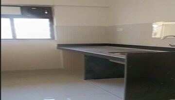 Room in 1 BHK Apartment at Runwal Garden City, Balkum Pada – for Rent