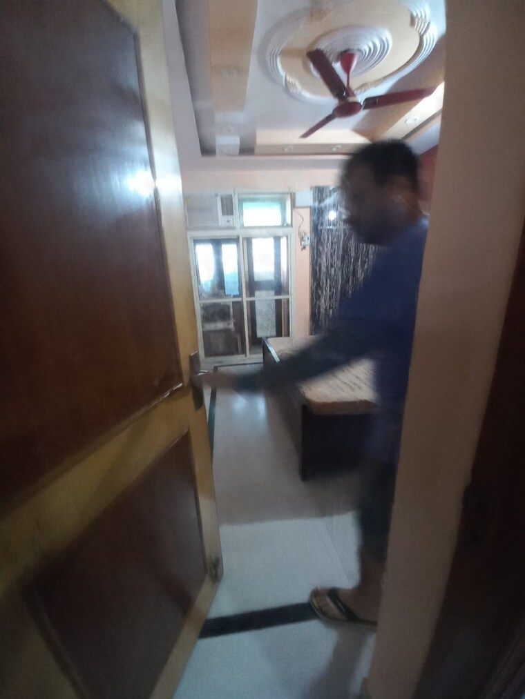 Room, dwarka 3 Bedroom 1500 Sq.Ft. Apartment In Dwarka Delhi 9634438