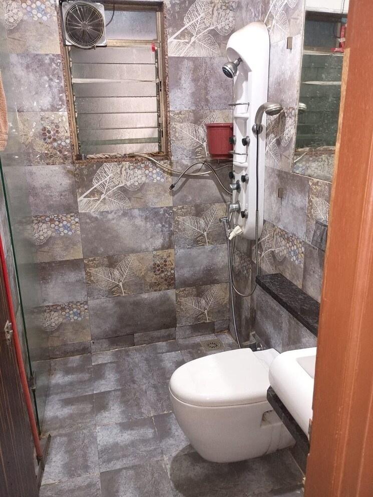 Bathroom, paradise-sai-riverdale 2 Bedroom 1200 Sq.Ft. Apartment In Taloja Navi Mumbai 9633189