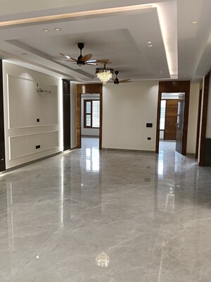 6 BHK Builder Floor For Sale in Rajendra Nagar Sector 2