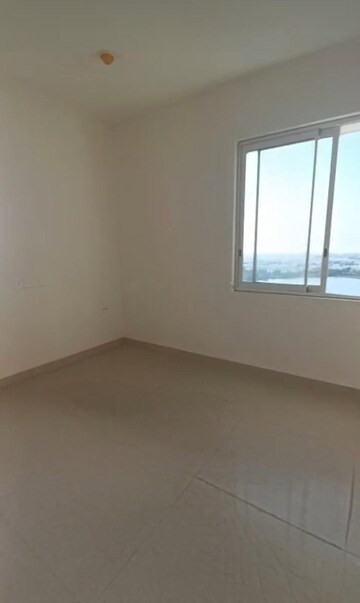 Room in 3 BHK Apartment at Aurobindo The Regent, Kondapur – for Sale