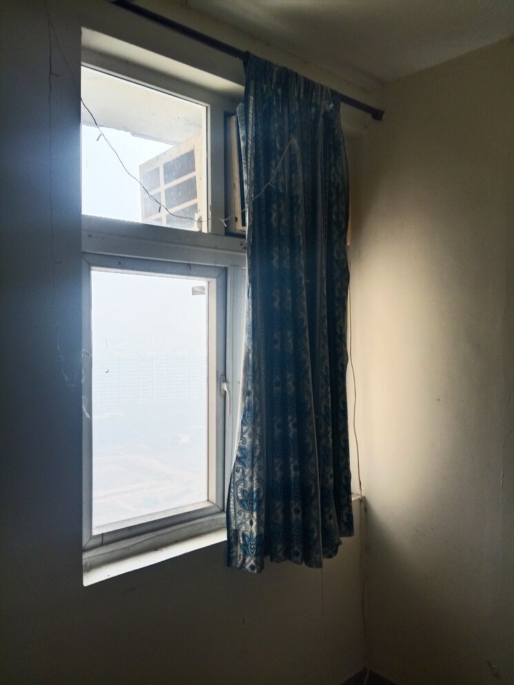 Room, mahagun-mywoods 2 Bedroom 935 Sq.Ft. Apartment In Sector 16c Greater Noida Greater Noida 9634554