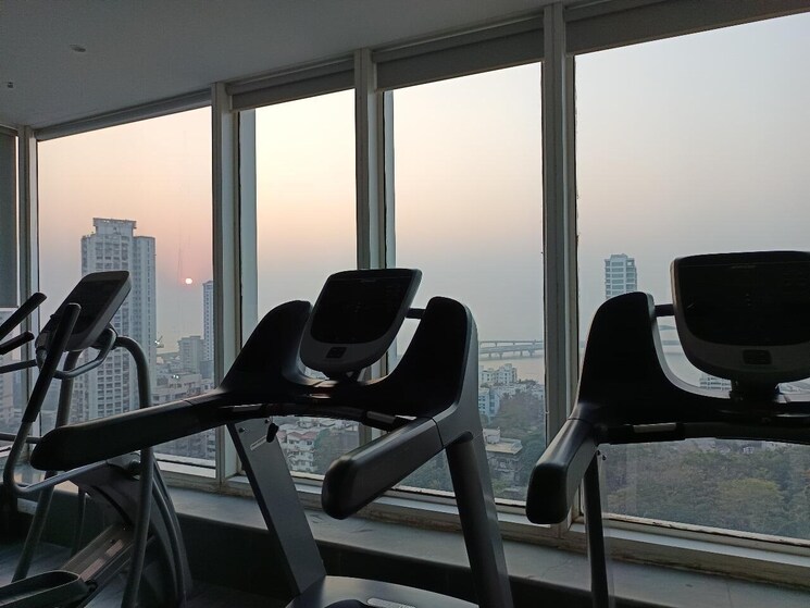 Team Area, lodha-trump-tower 5 Bedroom 4500 Sq.Ft. Apartment In Worli Mumbai 9634506