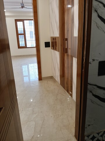 Room in 6 BHK Builder Floor at Rajendra Nagar Sector 2 – for Sale