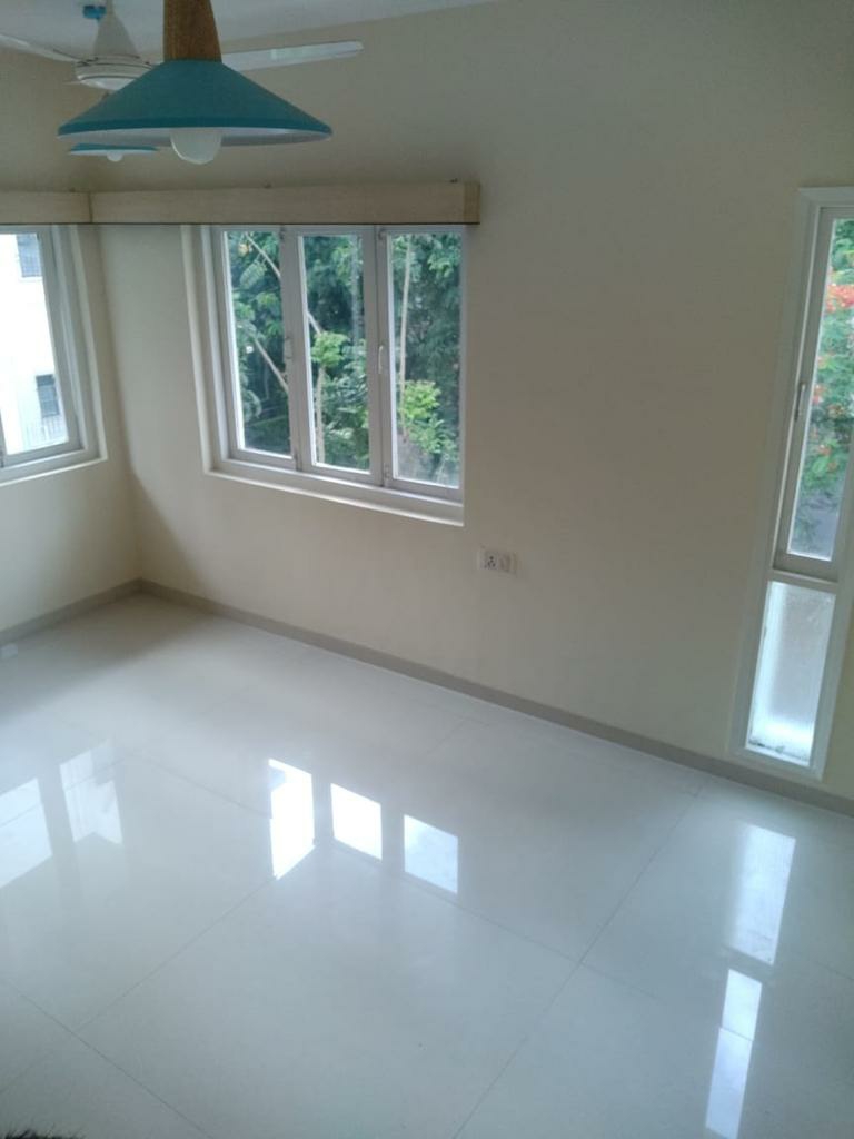 2 BHK Apartment For Sale in Juhu Scheme