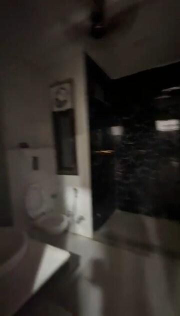 Master Bedroom in 4 BHK Apartment at Uppal Southend, Sector 49 – for Rent