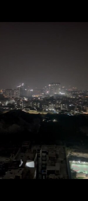 Swimming Pool in 3 BHK Apartment at Hi Tech City – for Sale