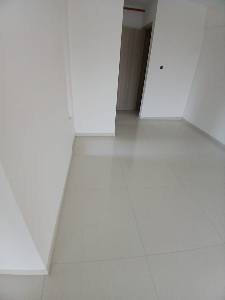 Room, shree-riddhi-siddhi-sumukh-hills 2 Bedroom 612 Sq.Ft. Apartment In Kandivali East Mumbai 9634763