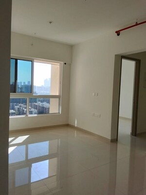 Room in 2 BHK Apartment at Wadhwa TW Gardens, Kandivali East – for Rent