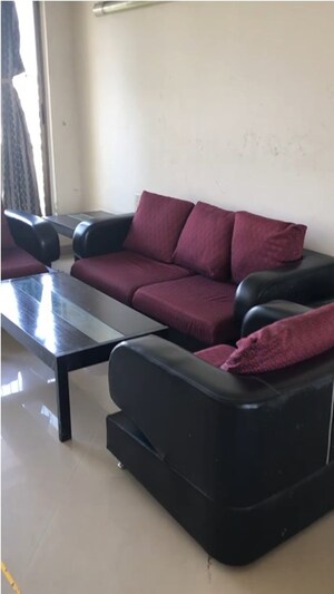 3.5 BHK Apartment For Rent in Raheja Acropolis, Deonar