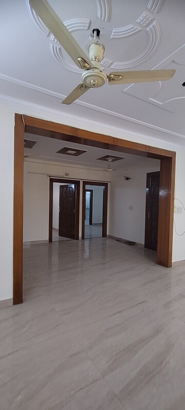 3 BHK Builder Floor For Rent in Ashoka Enclave Faridabad, Sector 34