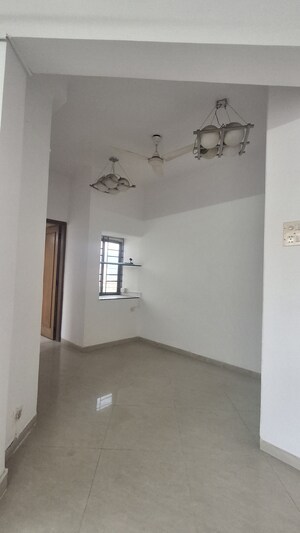 Furnished Amenities in 3 BHK Apartment at Bredco New Viceroy Park , Kandivali East – for Rent