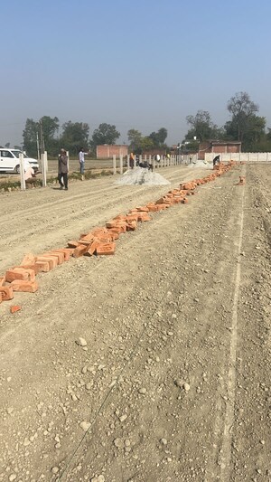  Plot – Exterior View View at Gosainganj - for Sale